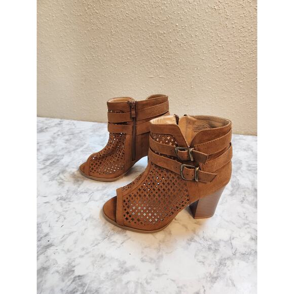 Torrid Women’s Brown Circle Diamond Cutout Peep Toe‎ Ankle Heeled Boots Size 7.5 - Picture 4 of 8